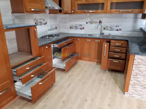 Cuisine de  luxe en bois HETRE,MDF,HDF
