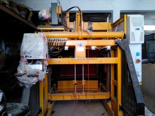 Machine fabrication hourdi parpaing