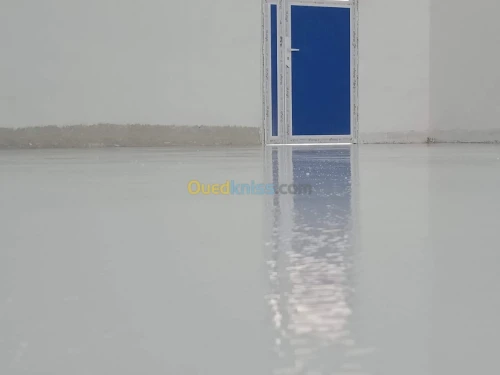 Entreprise spécialisée dans la Revêtement de sol en tout genre (Résine époxy industrielle, réhabilitation de bassin de rétention et l'étanchéité liquide,...)