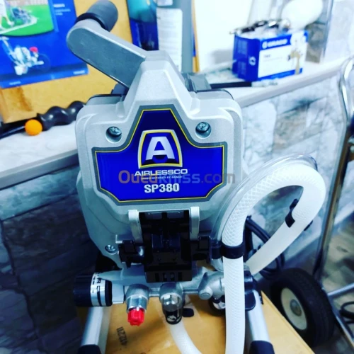 Machine de peinture et enduit airless