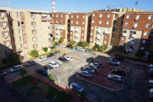 Location Appartement F4 Alger Bordj el bahri
