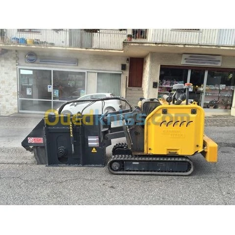 Location trancheuse CAT et GARBIN