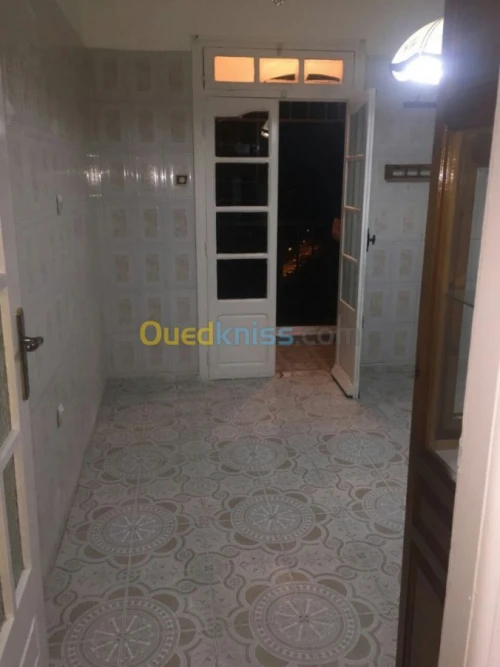 Vente Appartement F3 Alger Bir mourad rais
