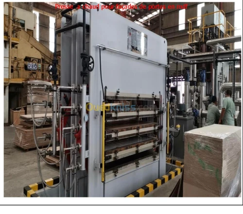 Machine Fabrication Des Portes En MDF