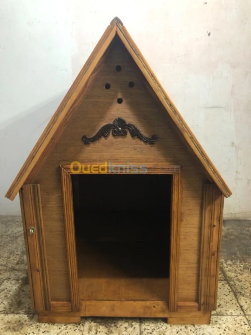 Niche pour chien en bois
