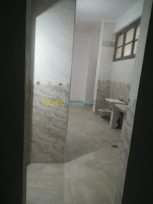 Location Niveau De Villa Skikda Skikda
