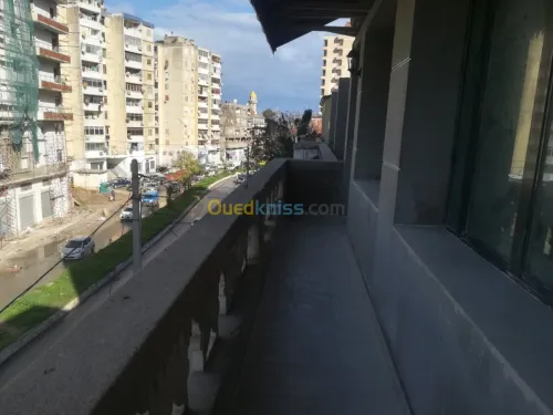 Location Niveau De Villa Skikda Skikda