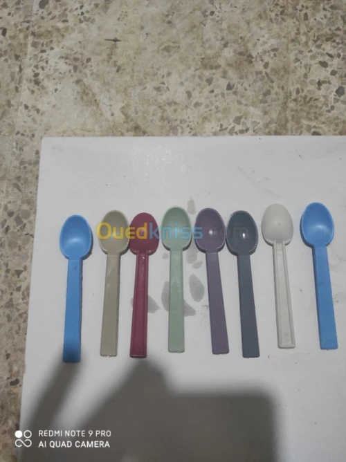 Cuillère plastique