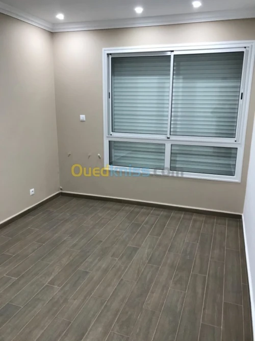 Location Appartement F4 Khenchela Khenchela