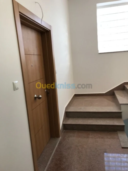 Location Appartement F4 Khenchela Khenchela