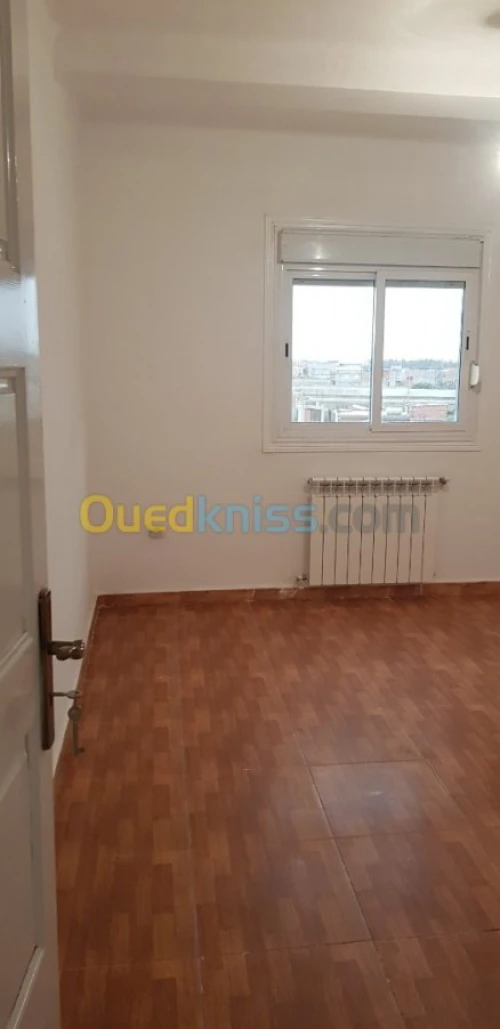Location Appartement F4 Boumerdès Hammedi