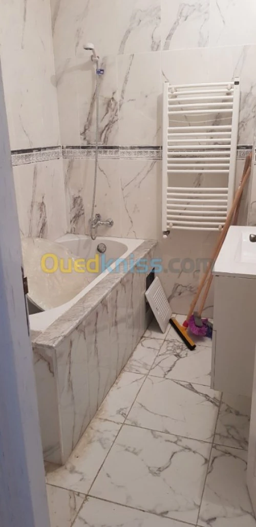 Location Appartement F4 Boumerdès Hammedi