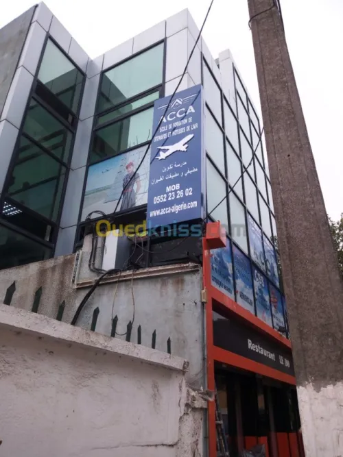 réalisation et montage panneaux pub