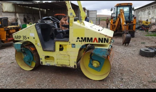 Location compacteur 3.5 tonnes 