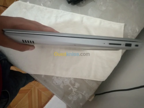 PC PORTABLE LENOVO IDEAPAD 720 