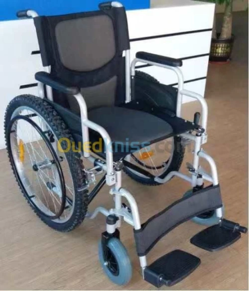 FAUTEUIL ROULANT,CANNE, BEQUILLE, 