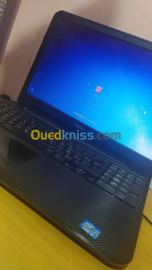 Dell Inspiron 3582