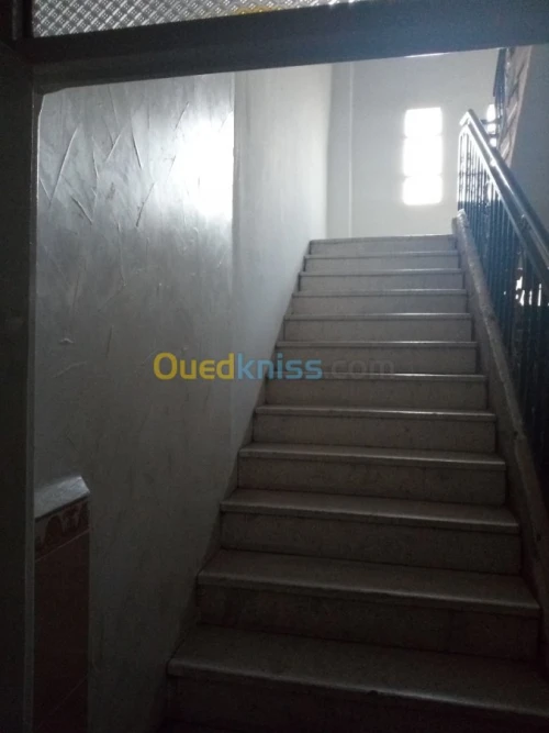 Vente Niveau De Villa F4 Bordj bou arreridj Ras el oued