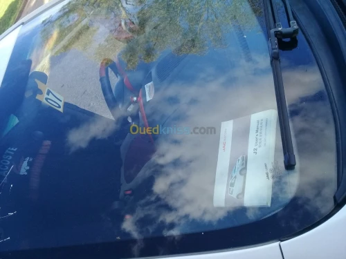 JAC J2 2012 J2