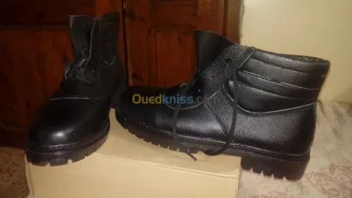 Chaussures professionelles 44