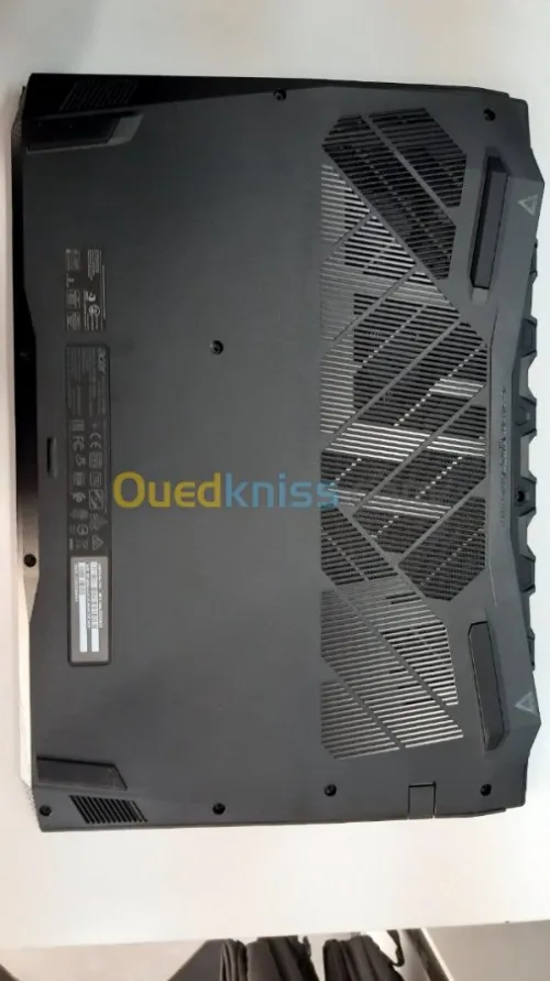 NITRO 5 I7 9750H/16G/RTX2060 6G/144HZ