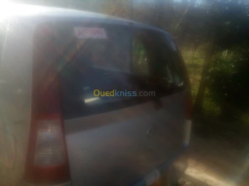 Daihatsu Charade 2004 