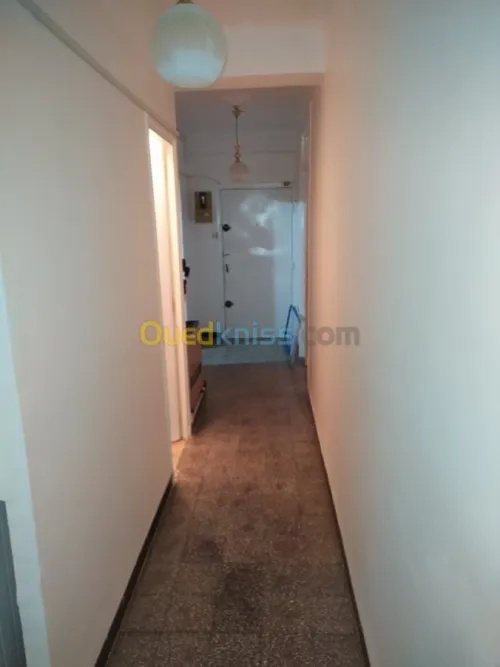 Vente Appartement F3 Alger Bouzareah