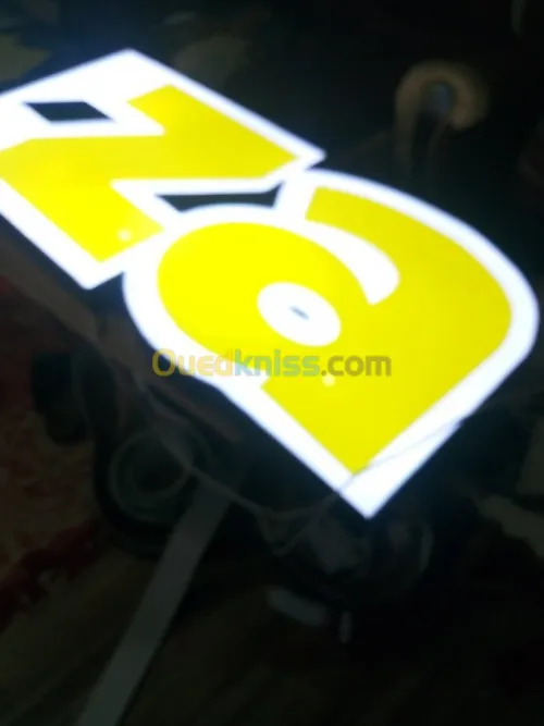Enseigne lumineuse.panneau led.lettre 