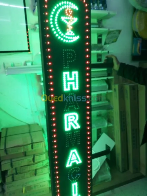 Enseigne lumineuse.panneau led.lettre 