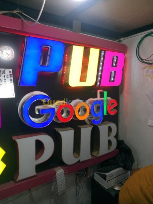 Enseigne lumineuse.panneau led.lettre 