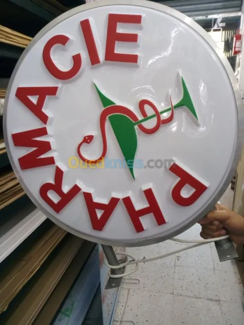 Enseigne lumineuse.panneau led.lettre 