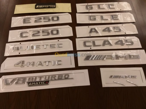 Logo,Insigne, Monogramme MERCEDES BENZ