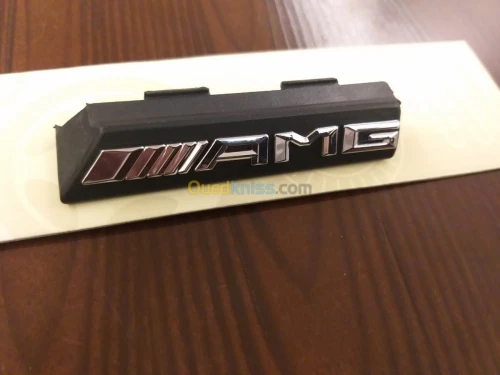 Logo,Insigne, Monogramme MERCEDES BENZ