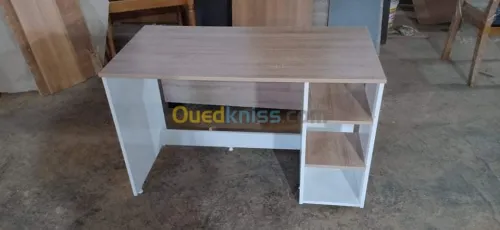 Bureau 1,2 M  sur 0,6 / 0,8 sur 0,5 M 