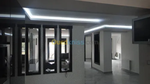 AMÉNAGEMENT INTÉRIEUR ET EXTÉRIEUR