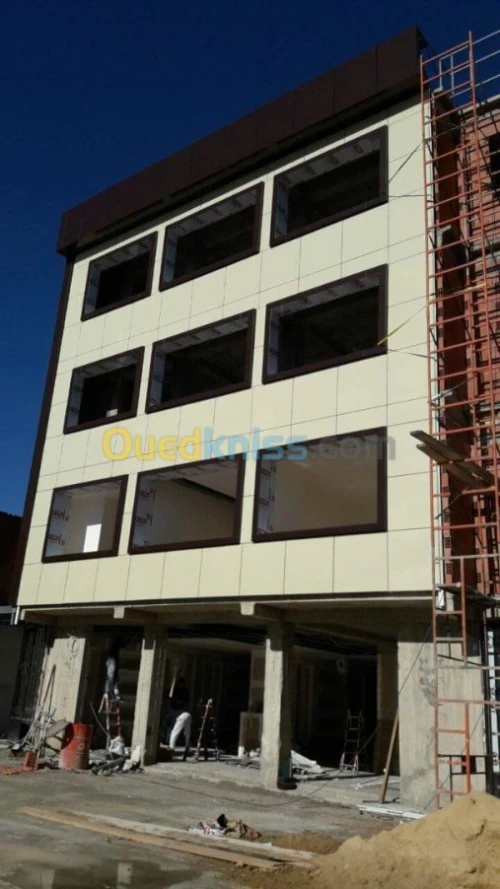 AMÉNAGEMENT INTÉRIEUR ET EXTÉRIEUR