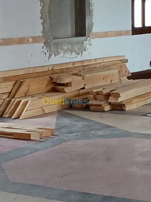  charpente en bois