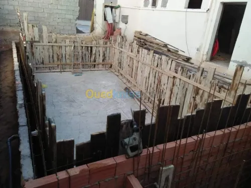 Construction piscines.