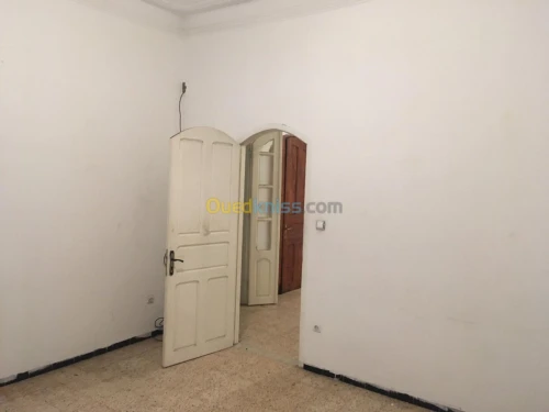 Location Niveau De Villa F3 Alger Kouba