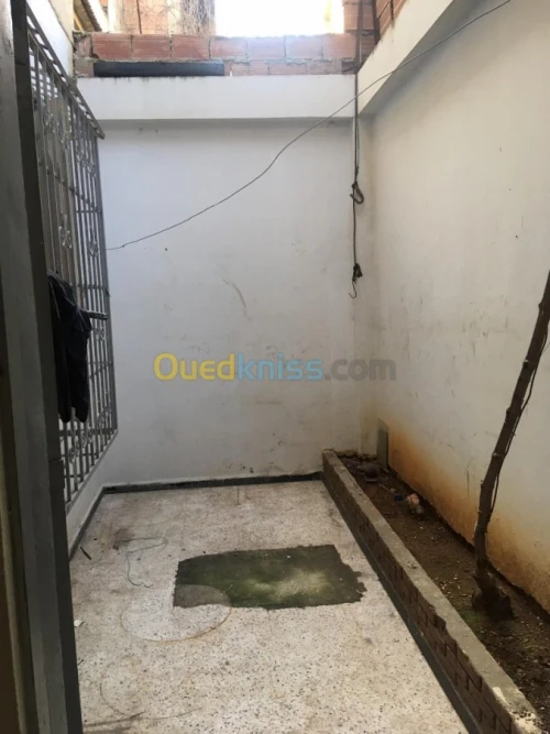 Location Niveau De Villa F3 Alger Kouba