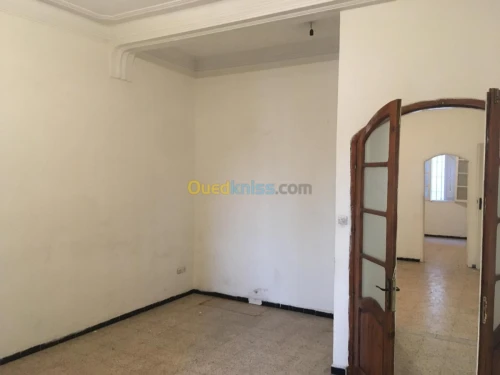 Location Niveau De Villa F3 Alger Kouba