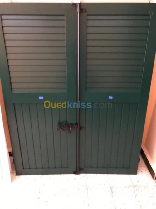 Porte extérieur fenêtre