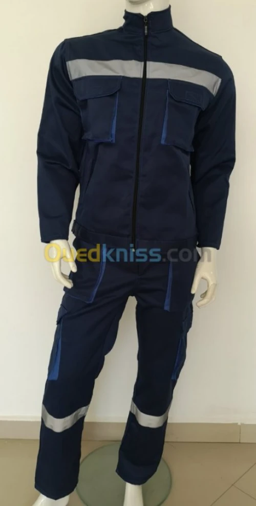 Polo, t-shirt, casquette, casque, lunettes, tenue de travail 