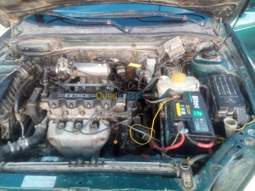 Daewoo Laganza 2000 