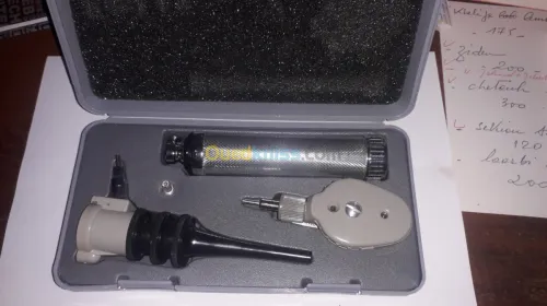 ophtalmoscope+otoscope 