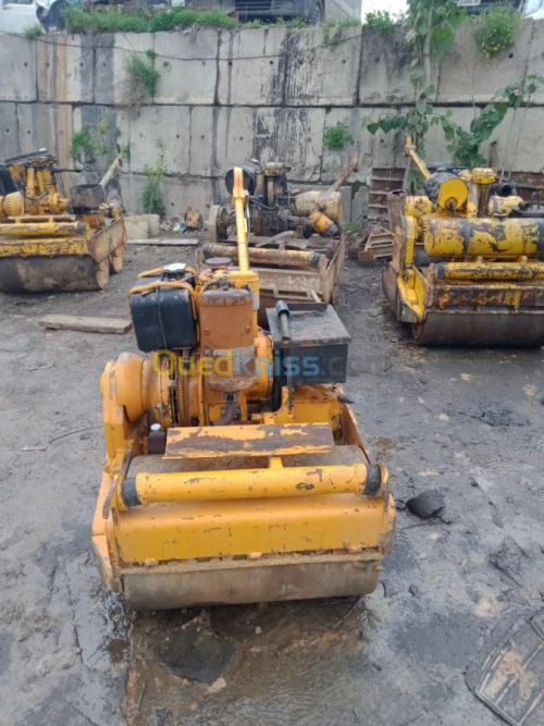 location compacteur bomag