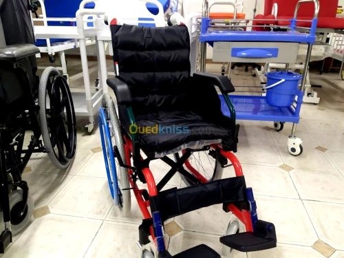 Fauteuil roulant enfant en aluminium confort 