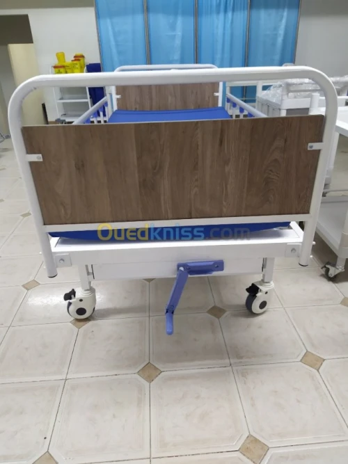 Lit médicalisée d'hôpital 02pos 