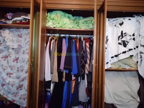 Chambre à coucher à vendre