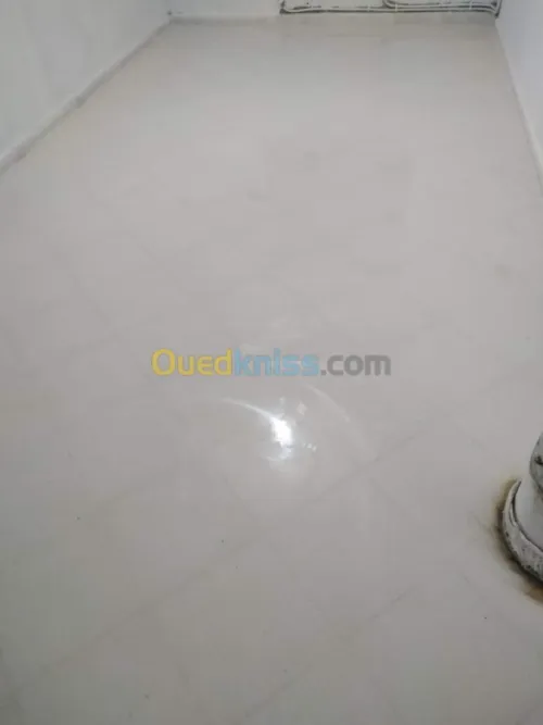 تنظيف وتلميع الأرضيه ponsage lustrage 